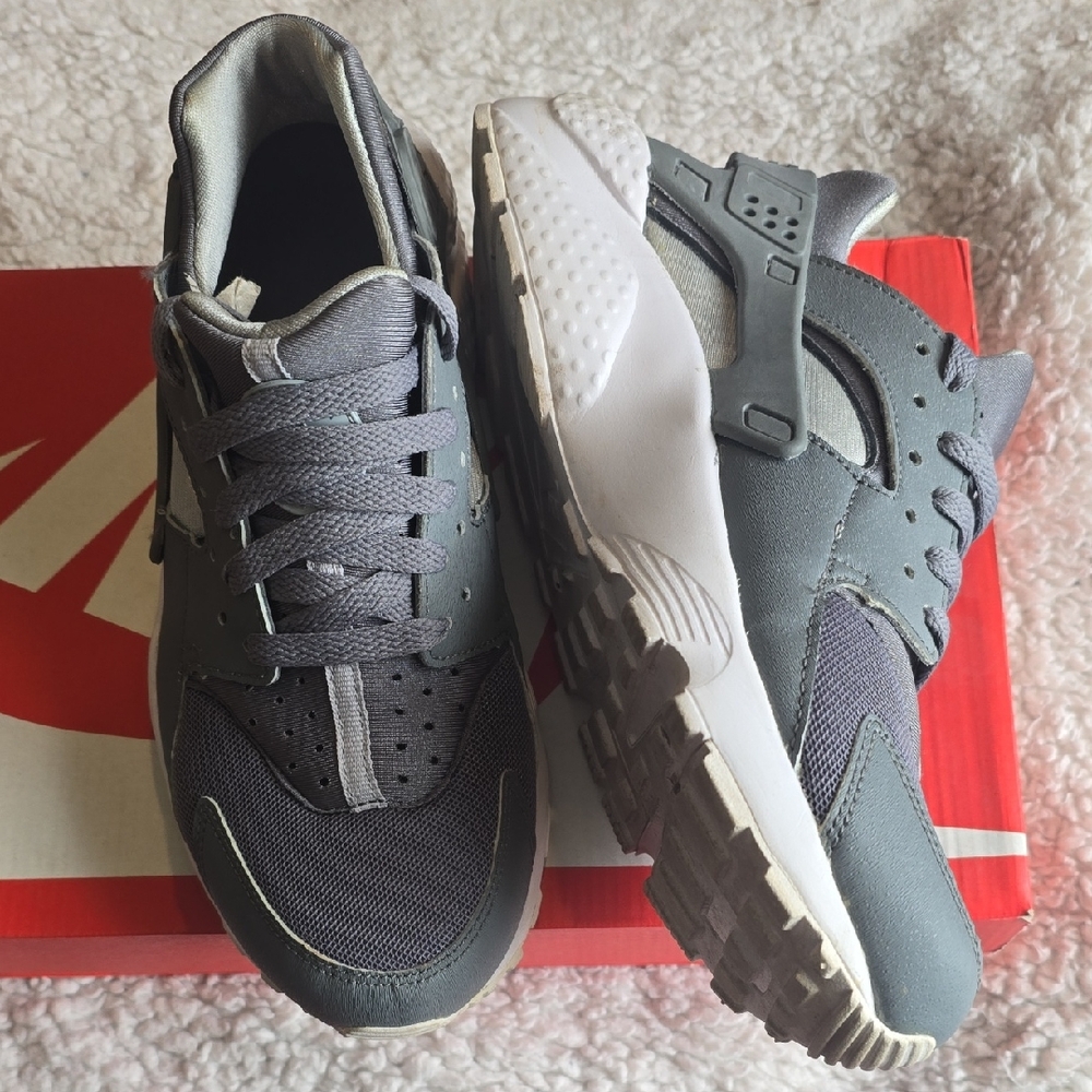 Nike Huarache Run GS Sneakers